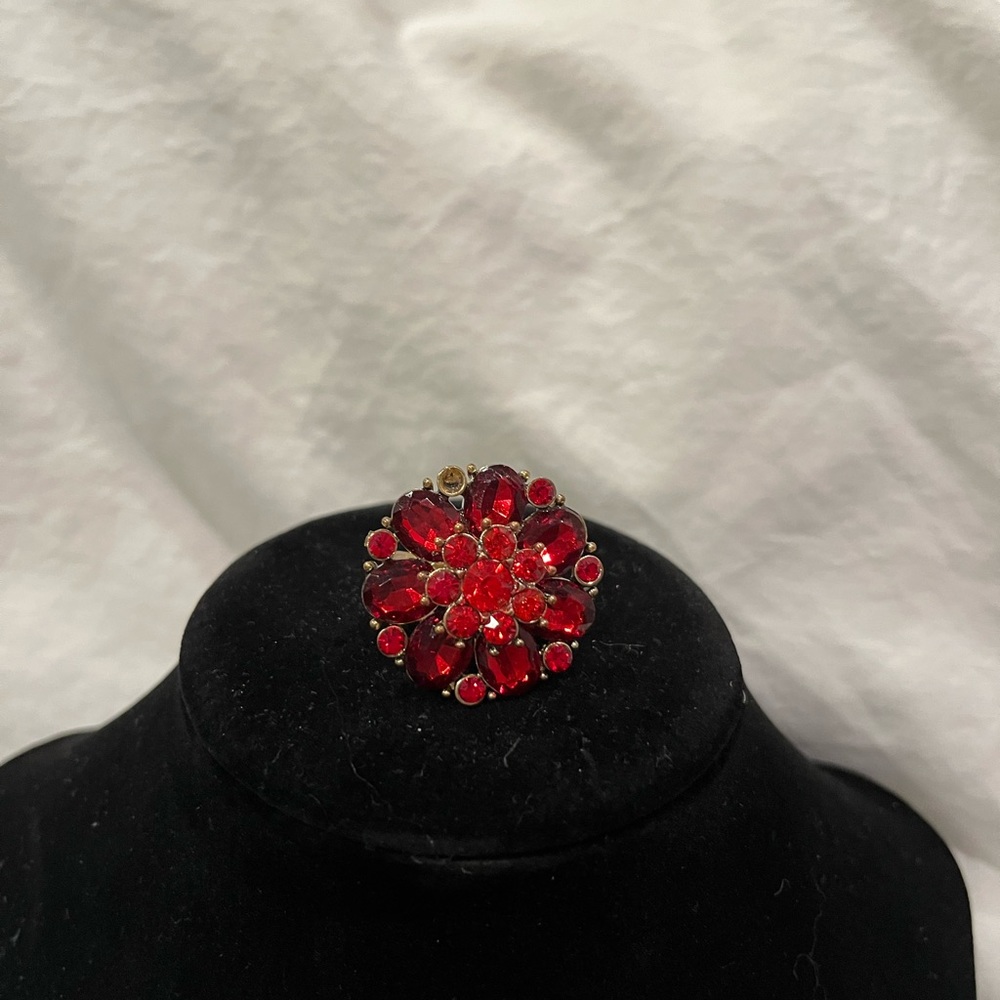 Red crystal flower ring